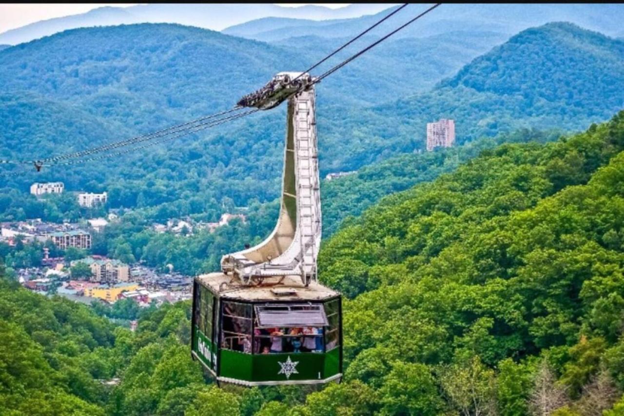Gt307 Romantic Condo Downtown Gatlinburg & Pool Exterior photo